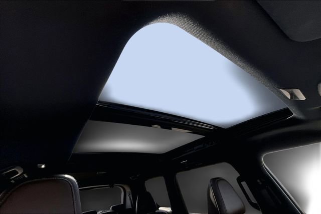 Used 2025 Nissan Armada Platinum Reserve image 14