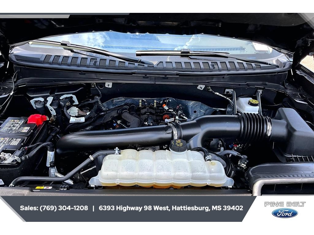 Certified 2025 Ford Expedition Platinum AWD/4WD image 8