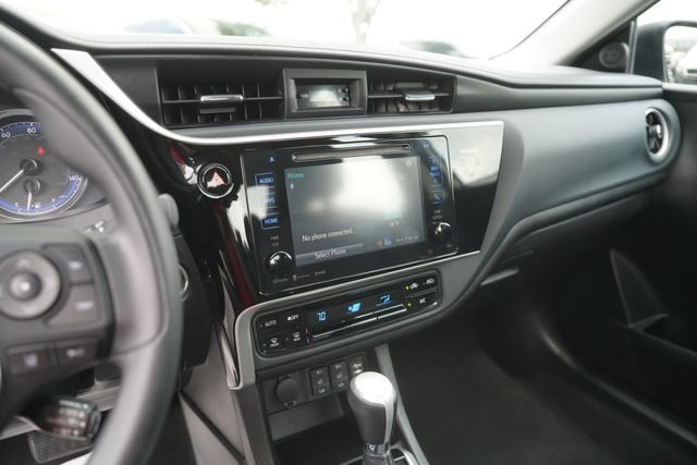 Used 2017 Toyota Corolla XLE FWD image 27