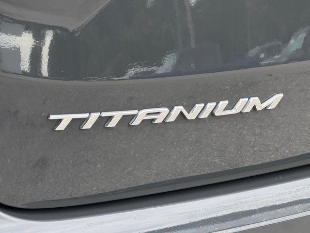 Certified 2021 Ford Edge Titanium FWD image 19
