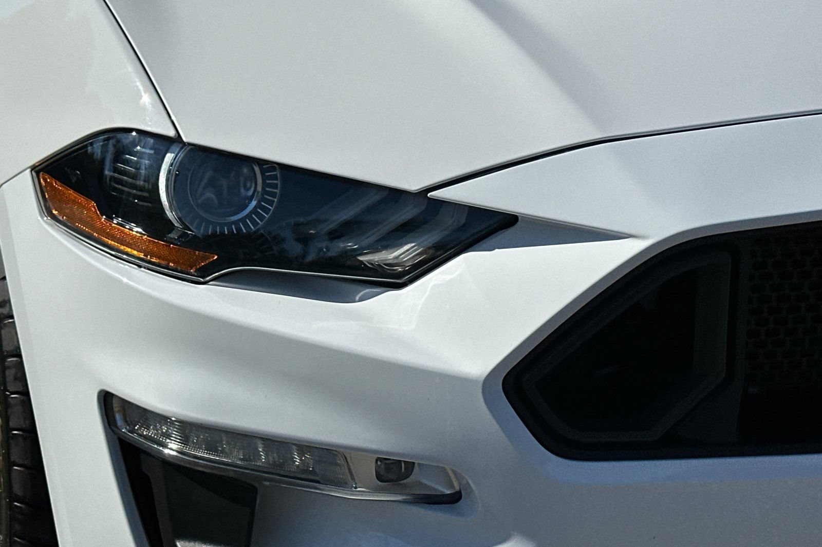 Certified 2020 Ford Mustang Premium RWD image 44
