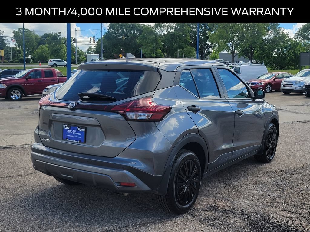 Used 2022 Nissan Kicks S FWD image 4