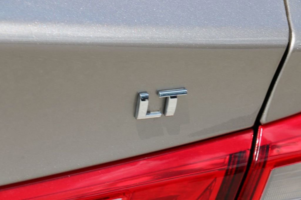 Used 2025 Chevrolet Malibu LT FWD image 10
