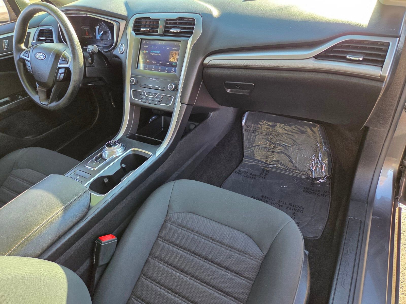 Certified 2020 Ford Fusion SE image 16