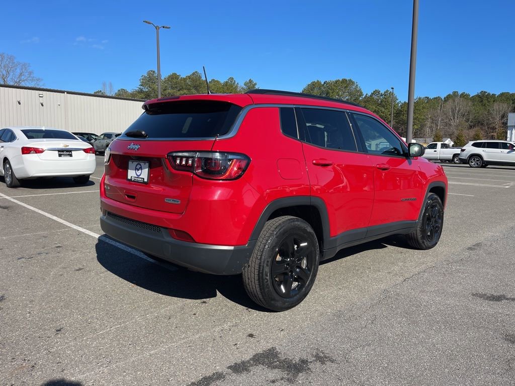 Used 2024 Jeep Compass Latitude image 5