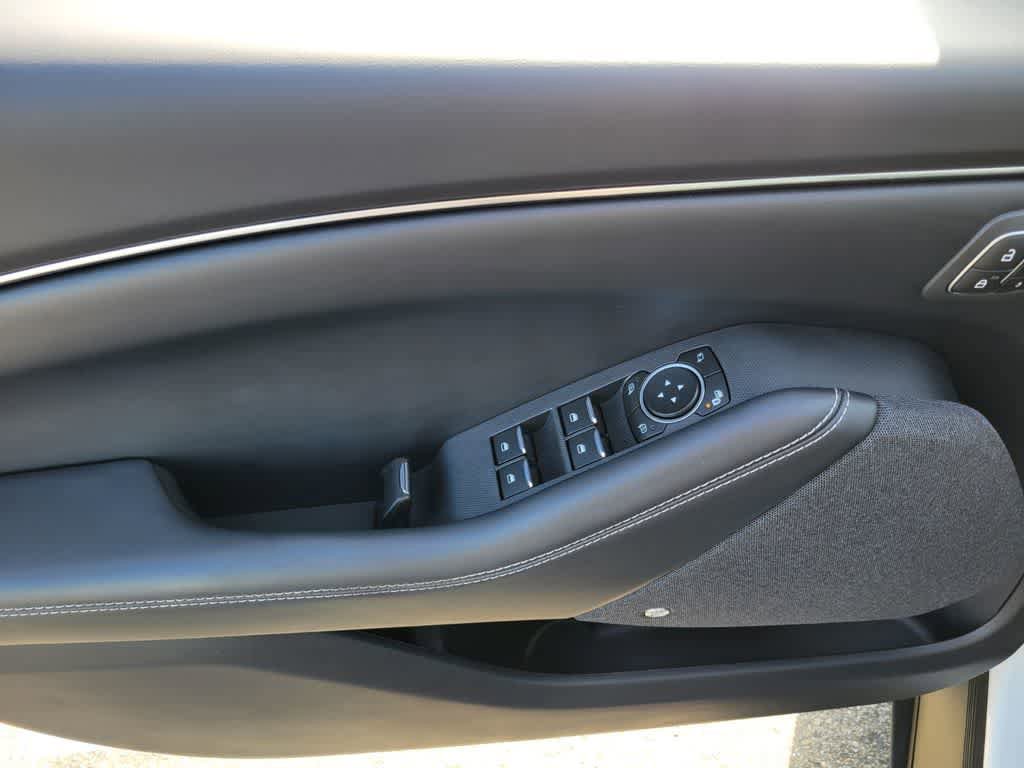 Certified 2025 Ford Mustang Mach-E Premium AWD/4WD image 17