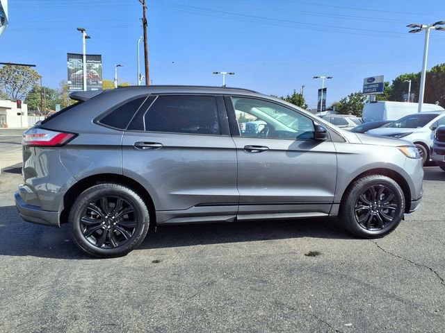 Certified 2022 Ford Edge SE w/ Black Appearance Package image 22