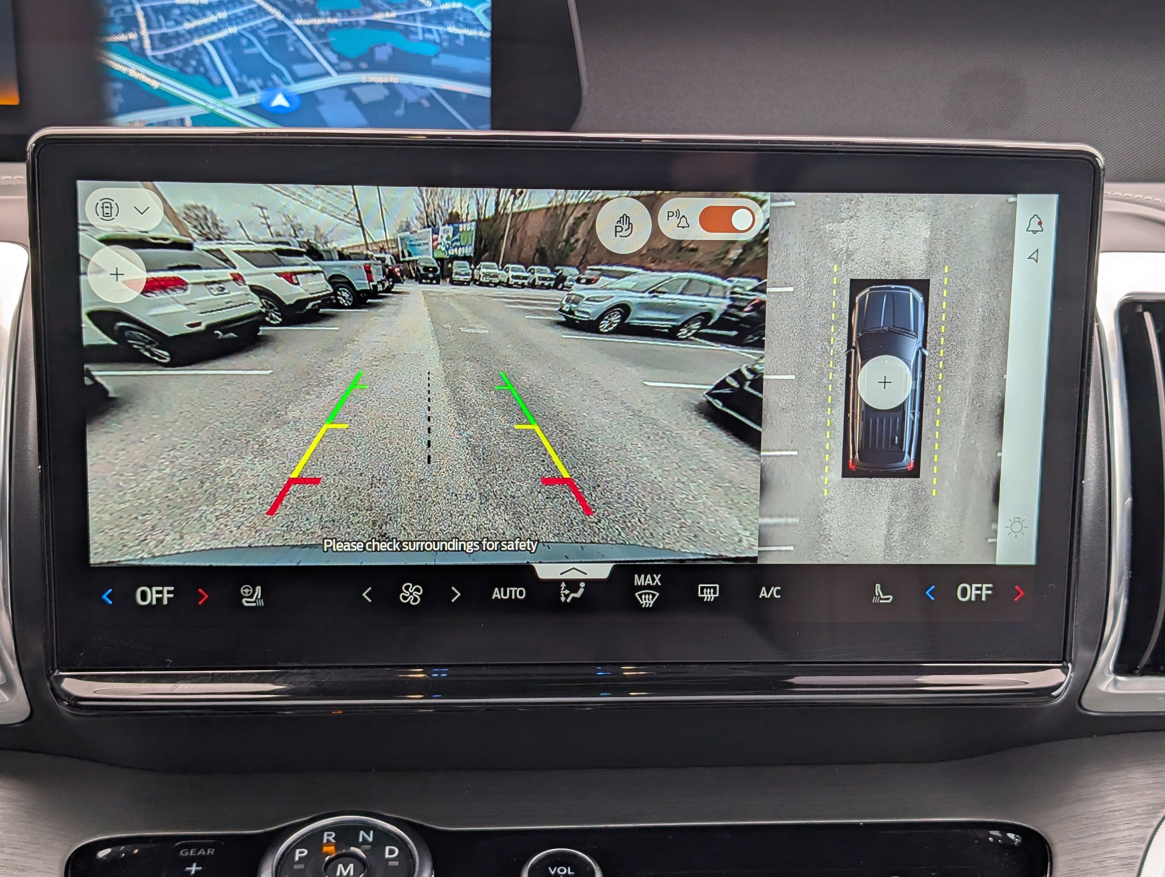 Certified 2025 Ford Expedition Max Platinum image 38