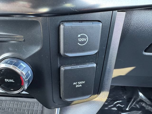 Certified 2022 Ford F150 Platinum w/ Equipment Group 701A High AWD/4WD image 29