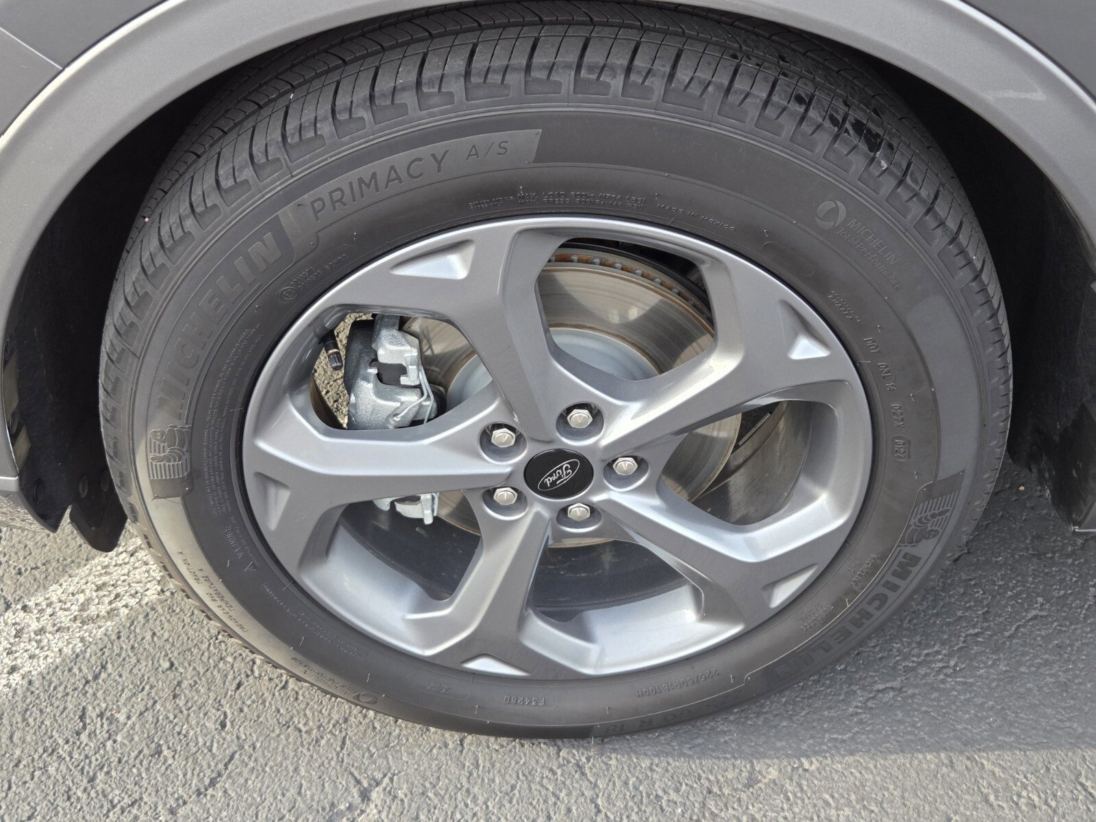 Certified 2024 Ford Escape ST-Line w/ Tech Pack #1 image 9