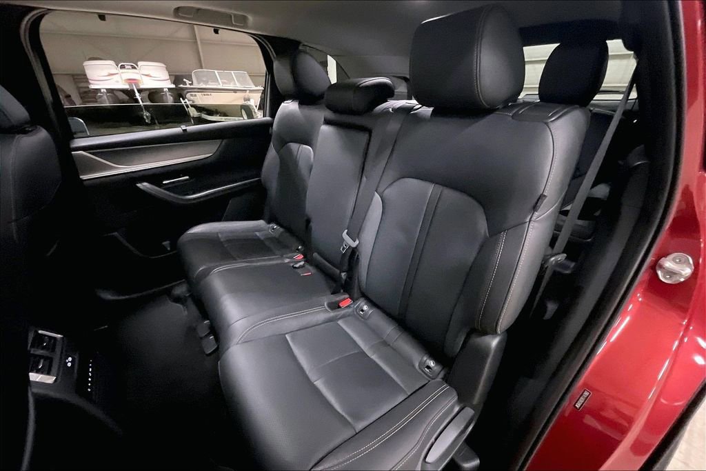 Used 2024 MAZDA CX-90 3.3 Turbo w/ Preferred Plus image 25