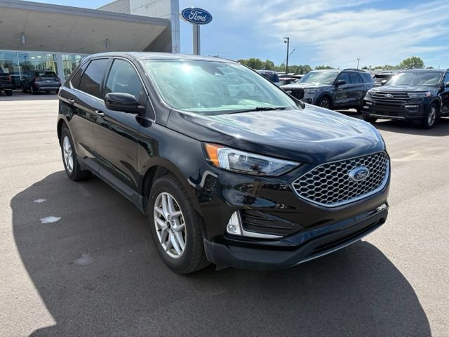 Certified 2024 Ford Edge SEL w/ Convenience Package AWD/4WD image 9