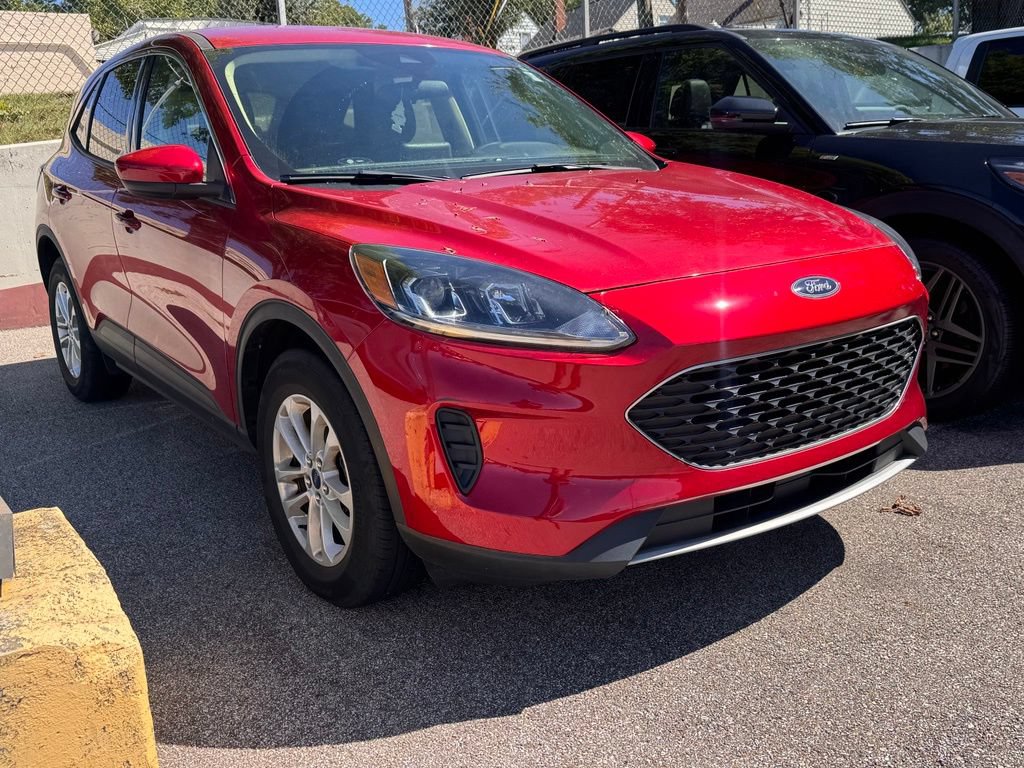 Certified 2021 Ford Escape SE w/ Cold Weather Package AWD/4WD image 6