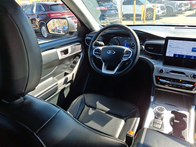 Certified 2023 Ford Explorer XLT w/ Equipment Group 202A image 13