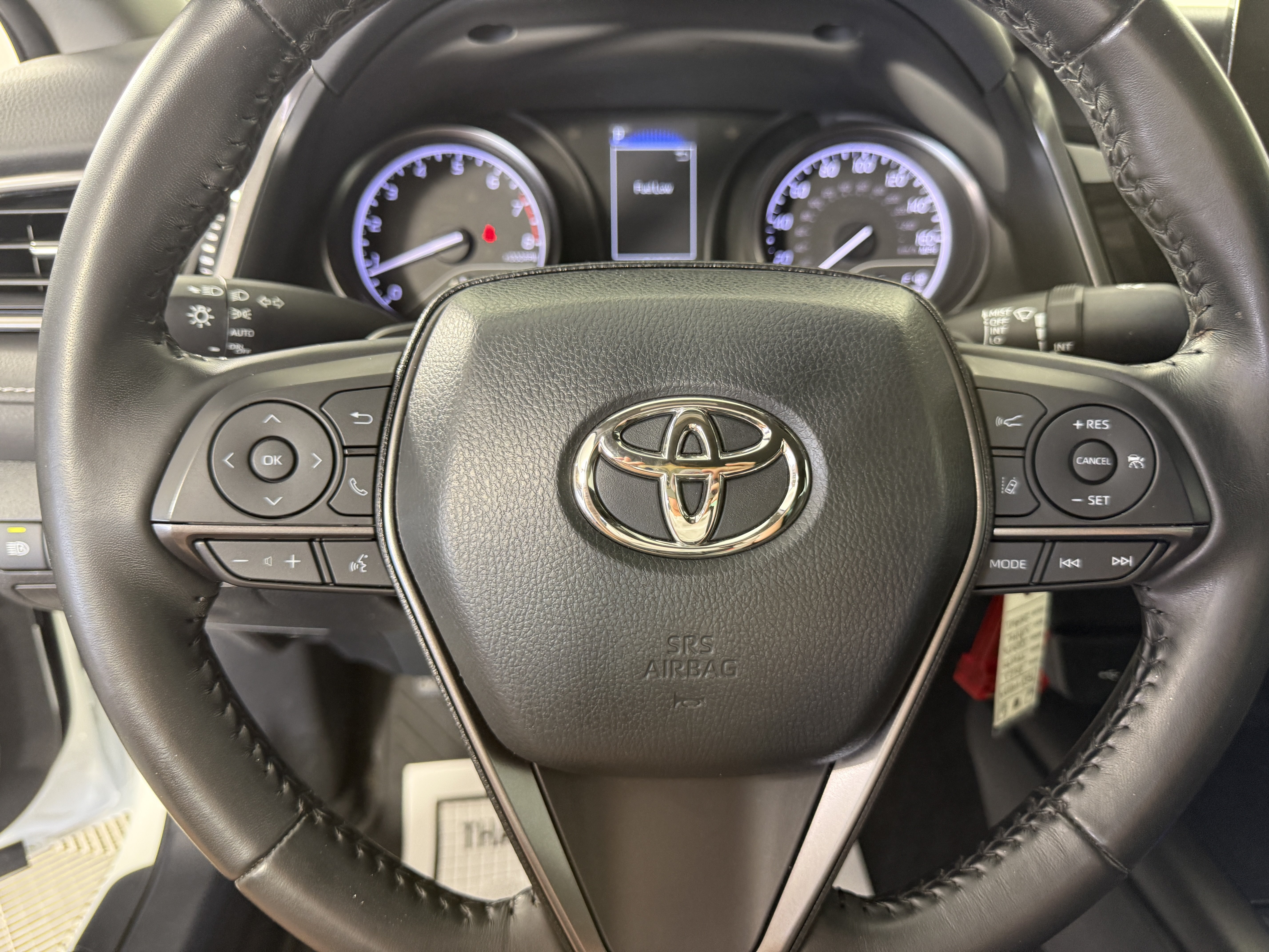Used 2023 Toyota Camry SE FWD image 23
