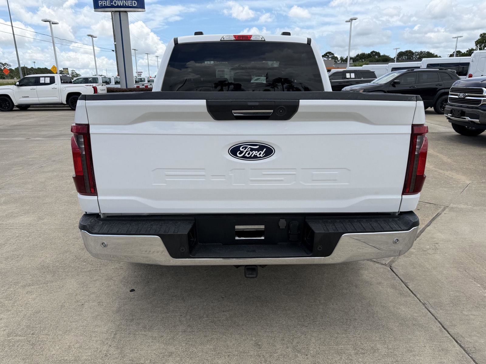Certified 2024 Ford F150 XLT w/ Mobile Office Package RWD image 7