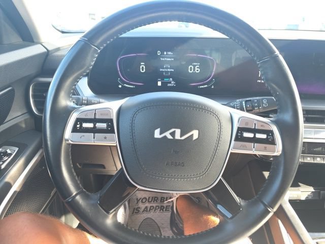 Used 2024 Kia Telluride LX FWD image 13