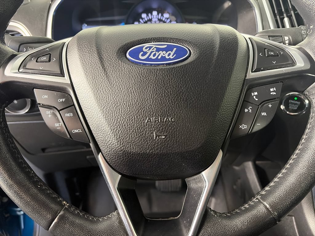 Certified 2020 Ford Edge Titanium AWD/4WD image 16