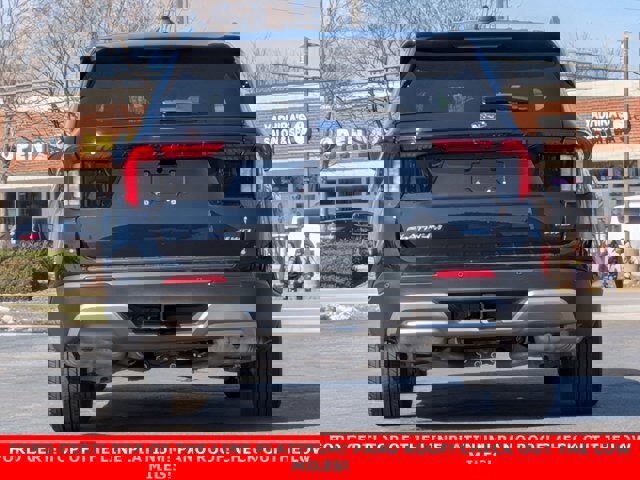 Certified 2025 Ford Explorer Platinum w/ LUX Leather Package image 4