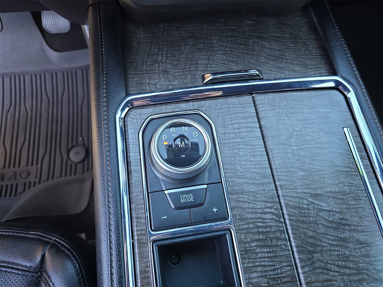 Certified 2021 Ford Expedition Limited image 20