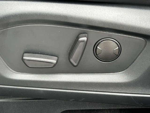 Certified 2023 Ford Explorer Limited w/ Limited Technology Package RWD image 17