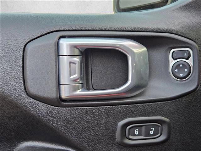 Used 2022 Jeep Wrangler Unlimited Sport AWD/4WD image 27