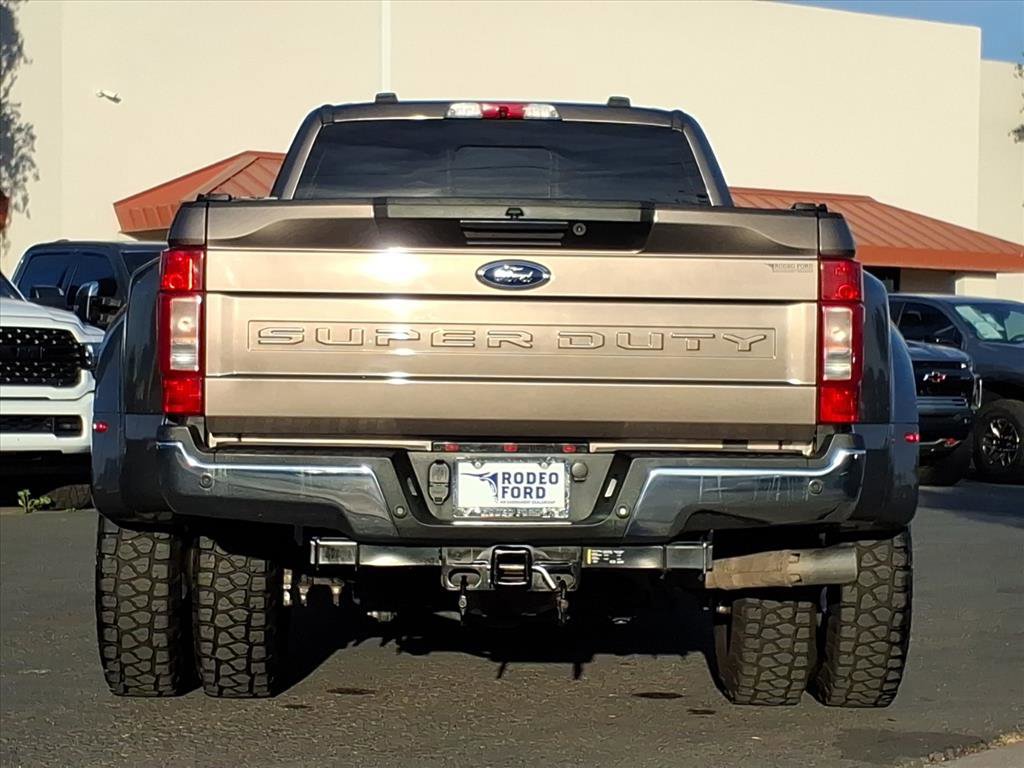 Certified 2022 Ford F350 Lariat w/ Lariat Ultimate Package image 3