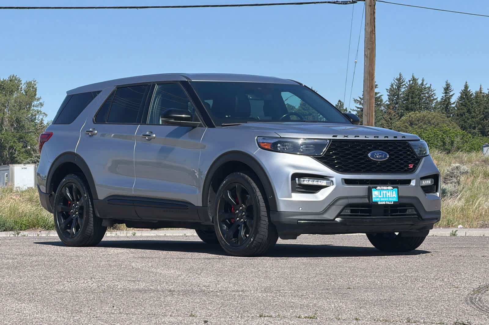 Certified 2021 Ford Explorer ST w/ Equipment Group 401A AWD/4WD image 9