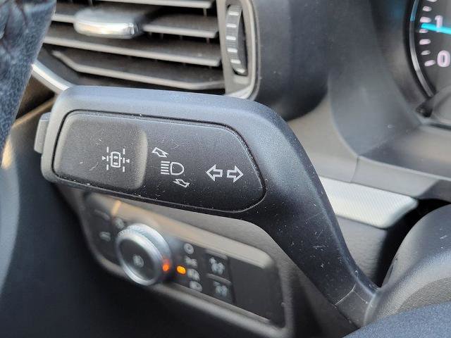 Certified 2022 Ford Explorer XLT w/ Equipment Group 202A image 30