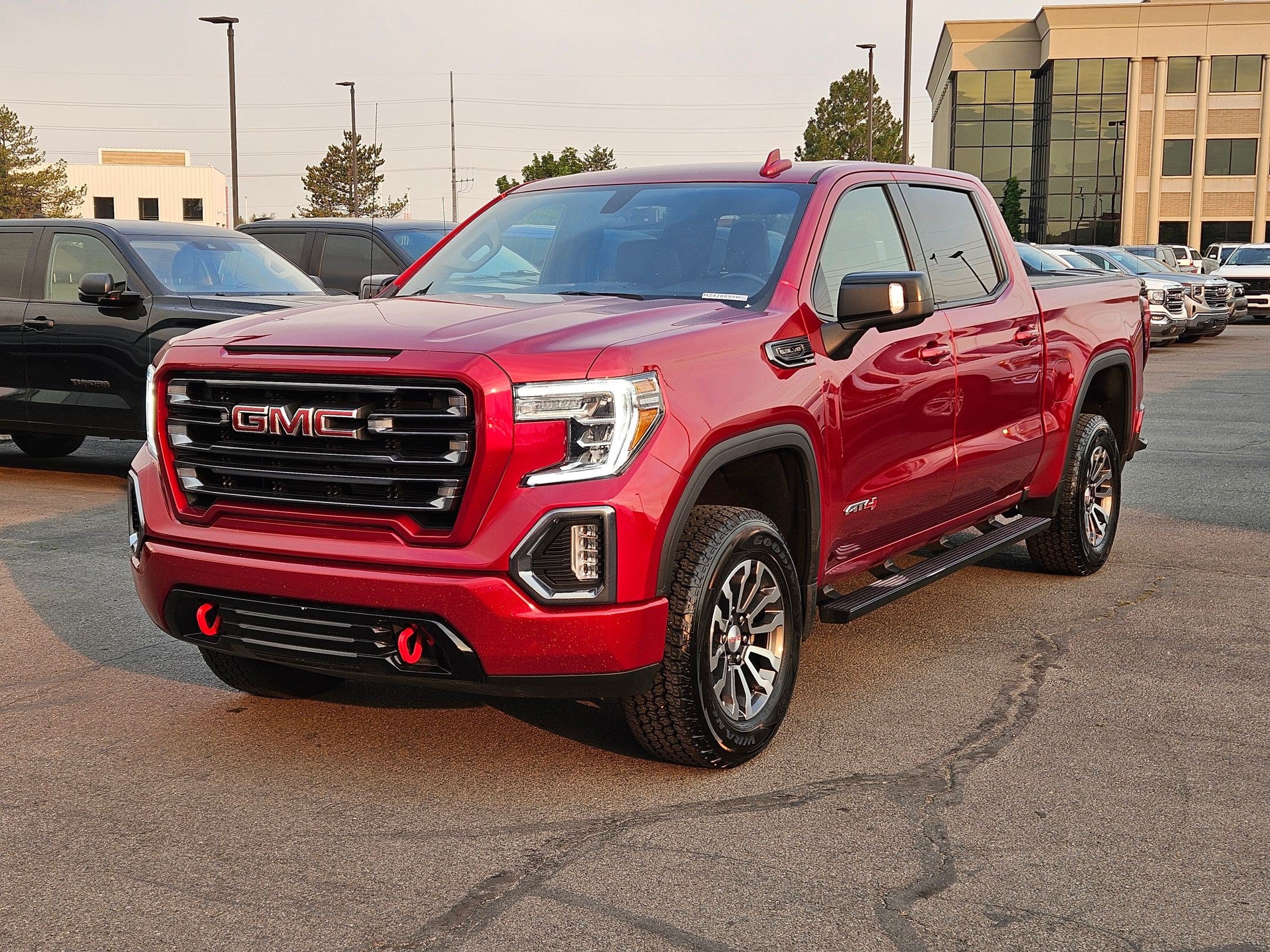 Used 2021 GMC Sierra 1500 AT4 AWD/4WD image 10