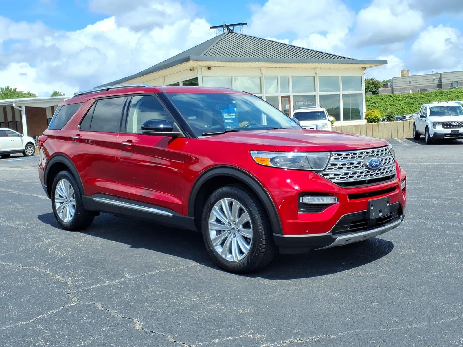 Certified 2021 Ford Explorer Limited w/ Equipment Group 301A AWD/4WD image 1