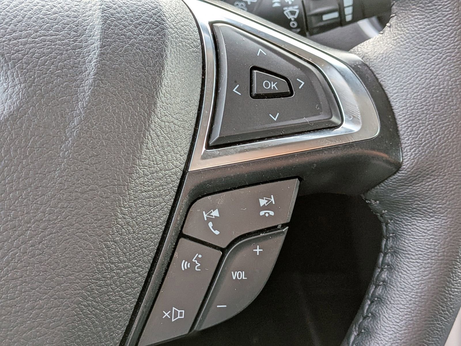 Certified 2023 Ford Edge SEL w/ Convenience Package image 29