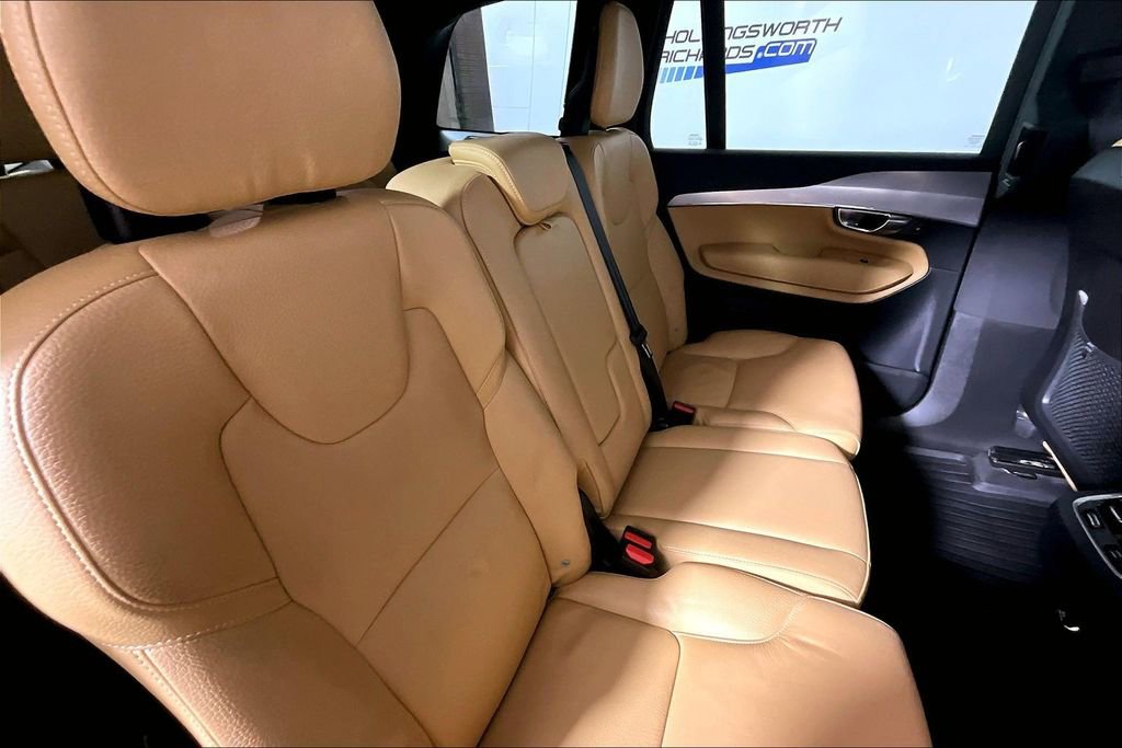 Used 2018 Volvo XC90 T5 Momentum w/ Convenience Package AWD/4WD image 22