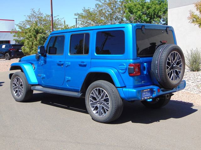 Used 2023 Jeep Wrangler Unlimited Sahara AWD/4WD image 4