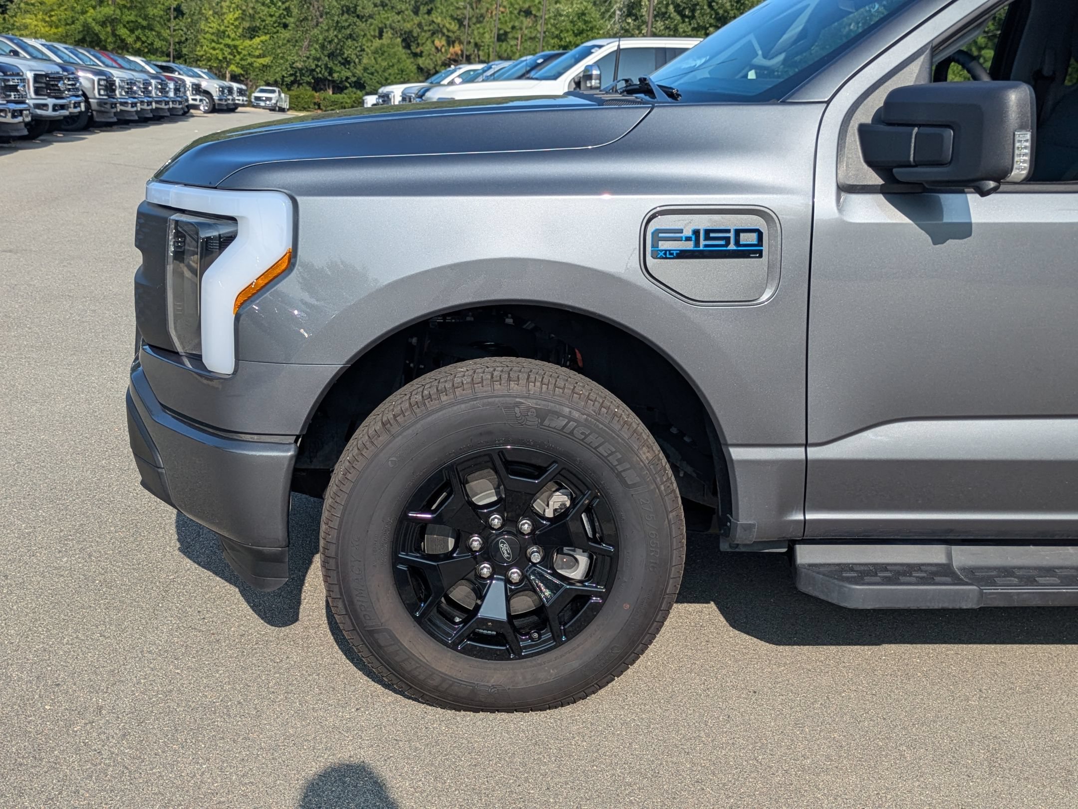 Certified 2025 Ford F150 Lightning XLT w/ Max Trailer Tow Package AWD/4WD image 11