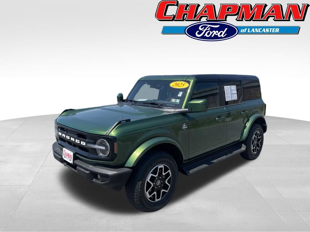 Certified 2025 Ford Bronco Outer Banks AWD/4WD image 3