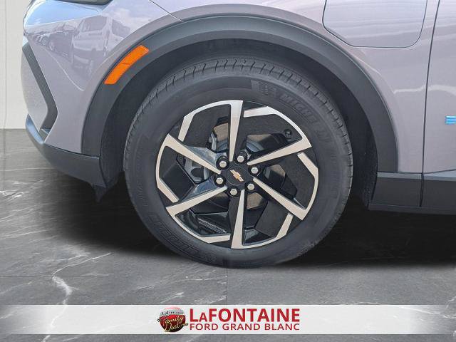 Used 2025 Chevrolet Equinox EV LT FWD image 32