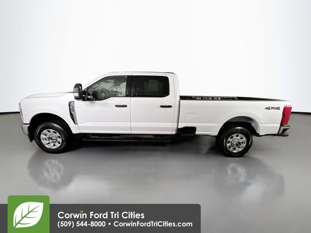 Certified 2024 Ford F350 XLT image 6