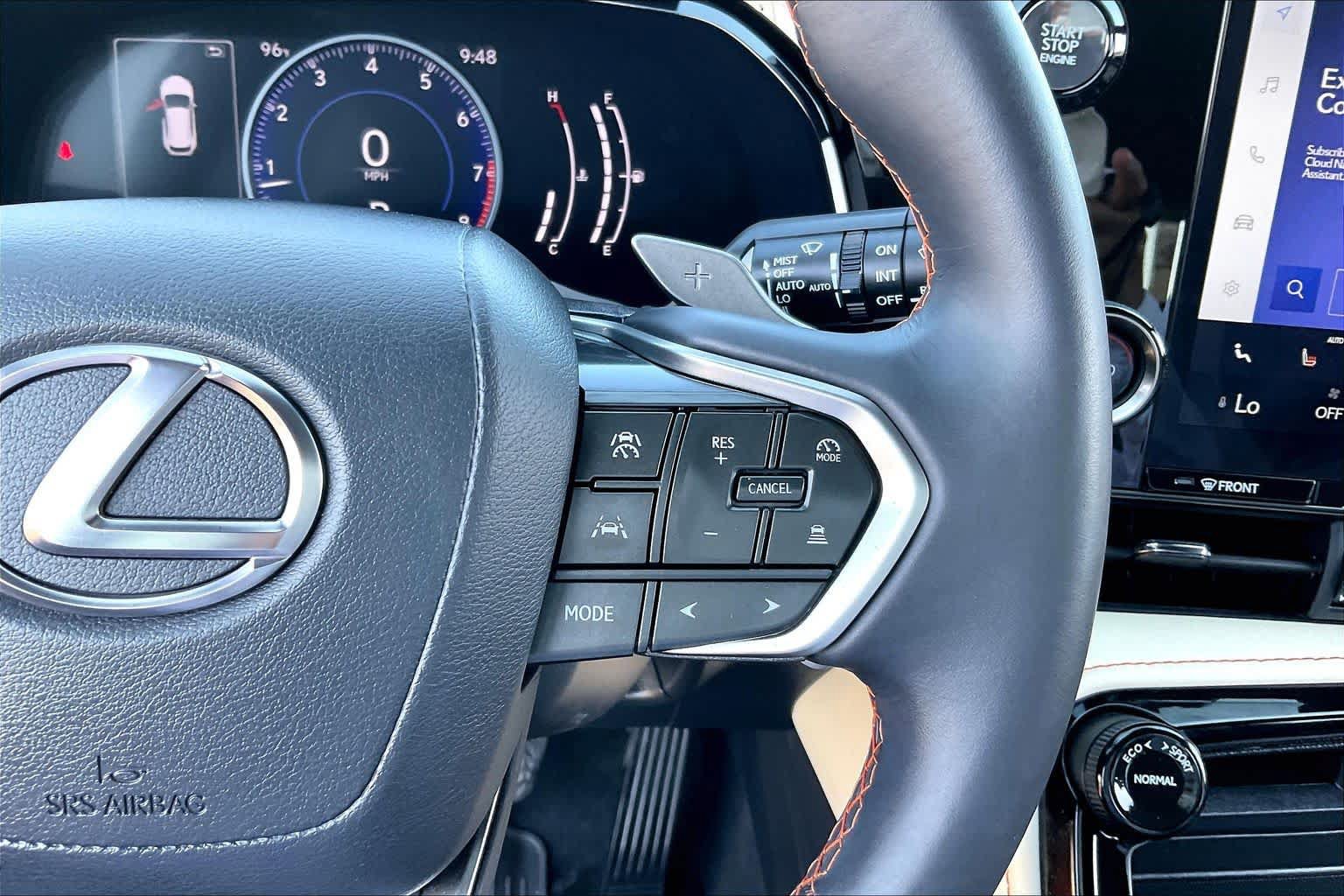 Used 2024 Lexus NX 250 FWD w/ Towing Package (2000 Lbs) image 22