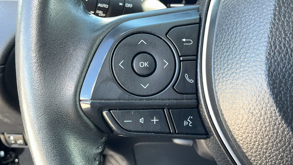 Used 2026 Toyota Corolla Cross XLE FWD image 29