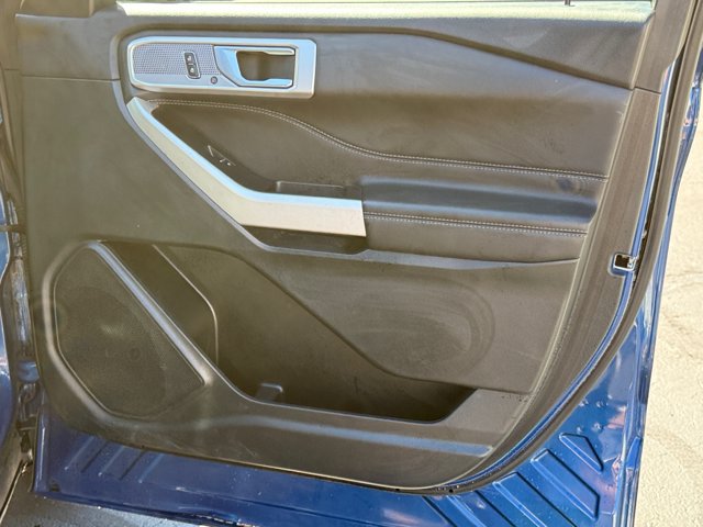 Certified 2023 Ford Explorer Limited w/ Equipment Group 301A AWD/4WD image 24
