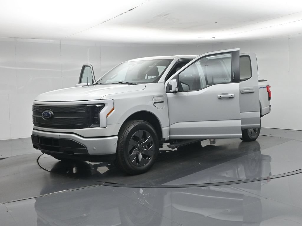 Certified 2023 Ford F150 Lightning Lariat w/ Equipment Group 511A High AWD/4WD image 33