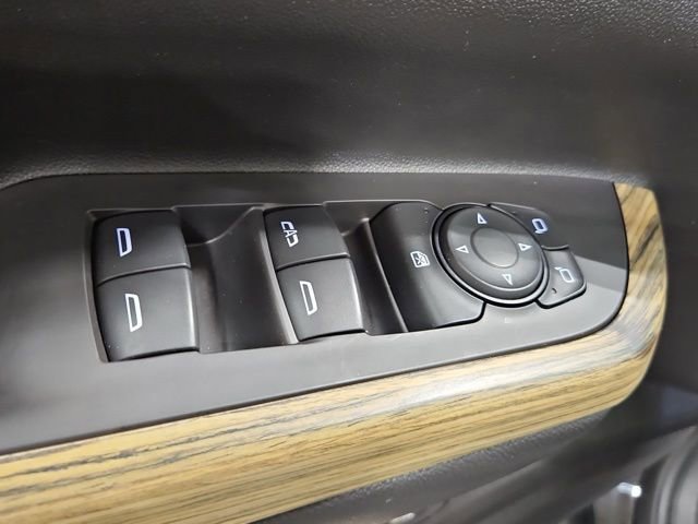 Used 2019 GMC Acadia Denali w/ Technology Package AWD/4WD image 11