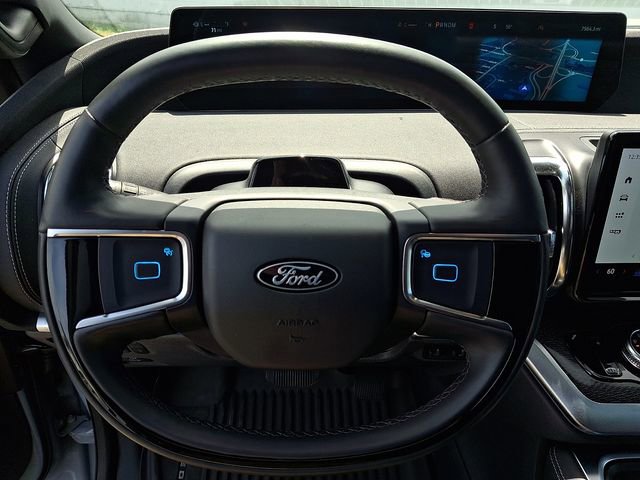 Certified 2025 Ford Expedition Platinum w/ Stealth Appearance Package AWD/4WD image 18