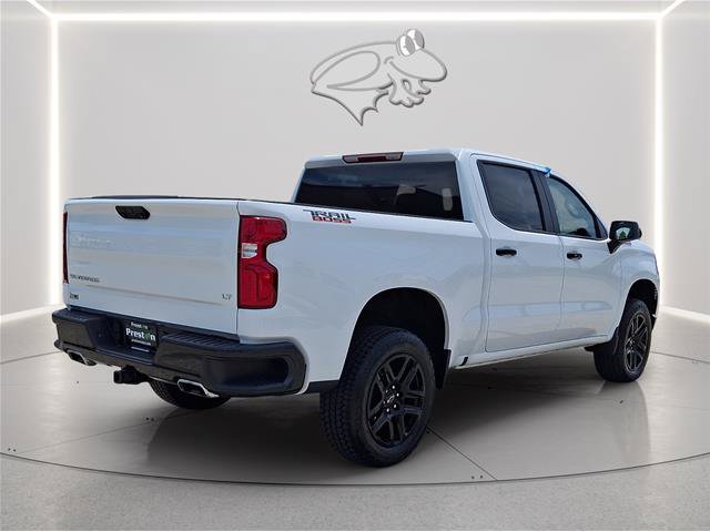 Used 2025 Chevrolet Silverado 1500 LT Trail Boss AWD/4WD image 4
