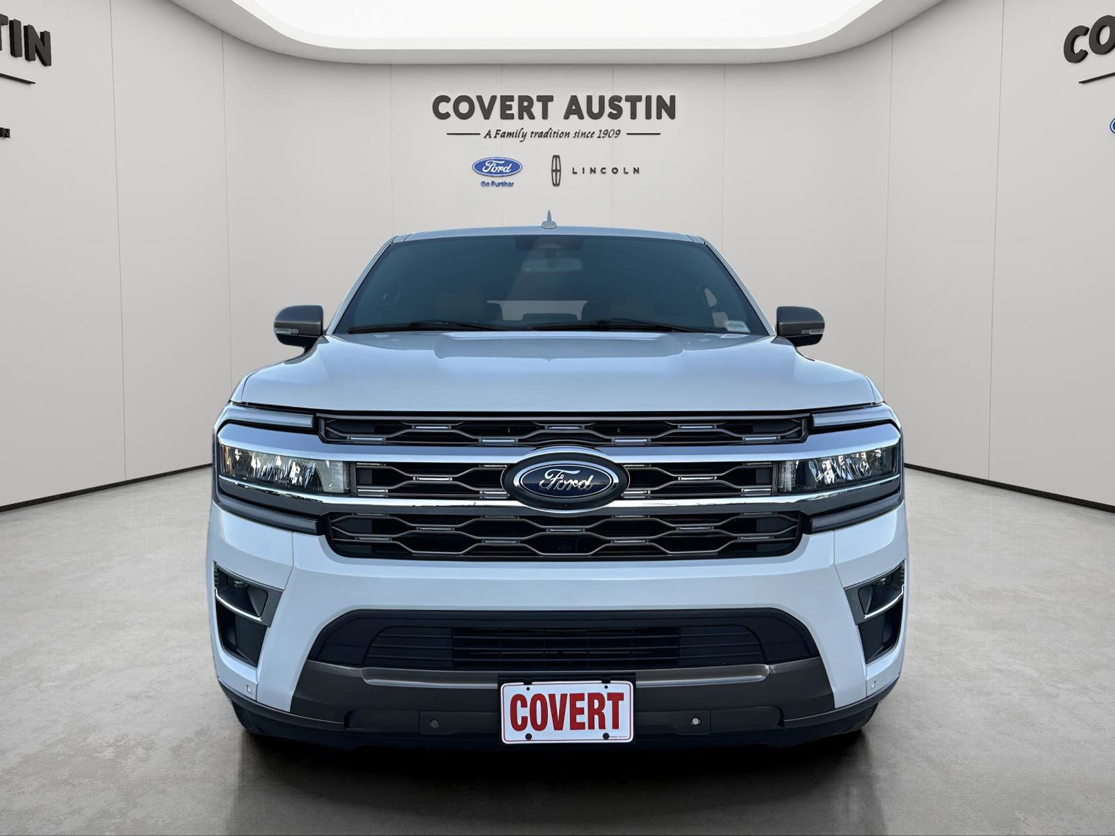 Certified 2024 Ford Expedition King Ranch image 8