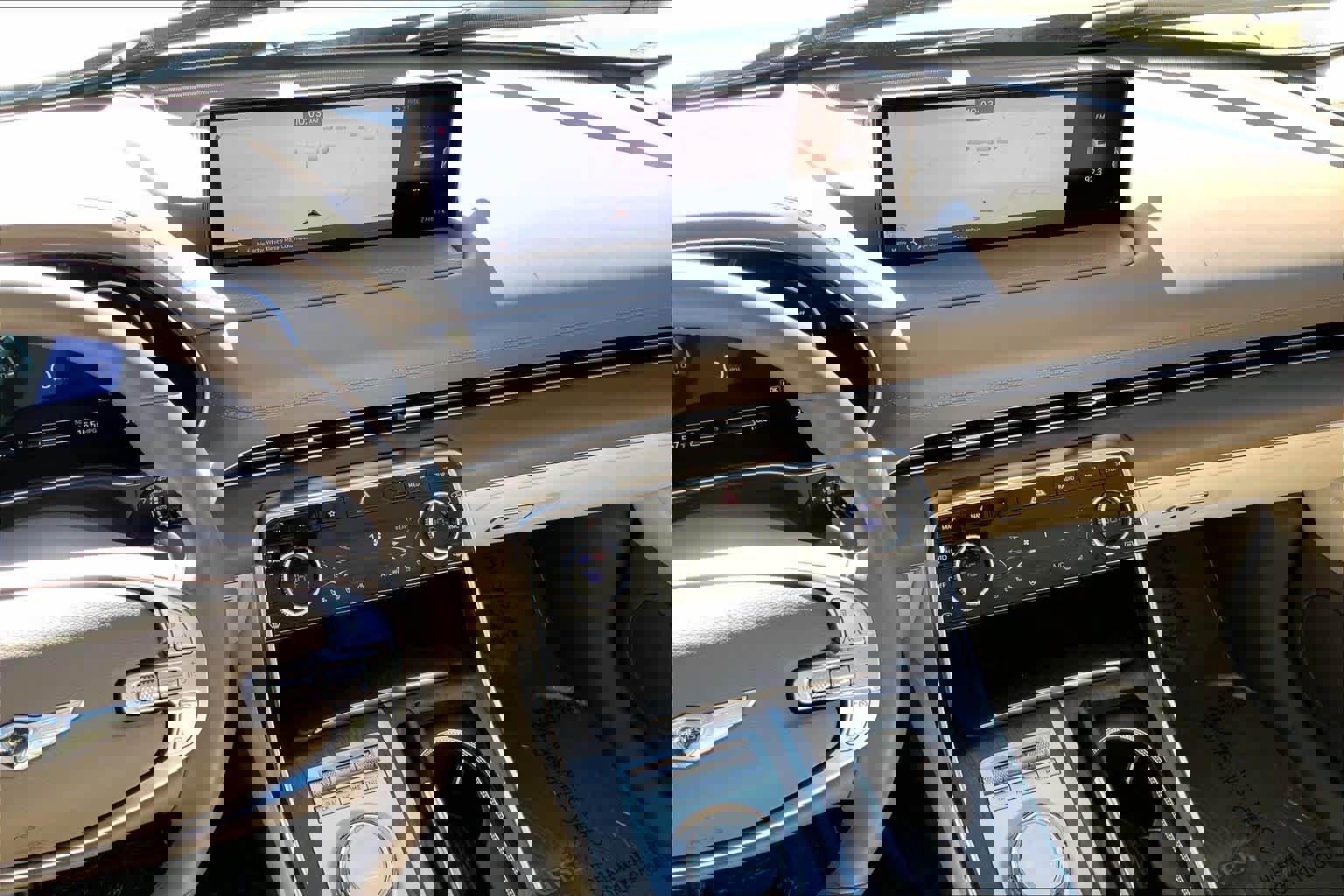 Used 2024 Genesis GV80 2.5T w/ Prestige Package image 9