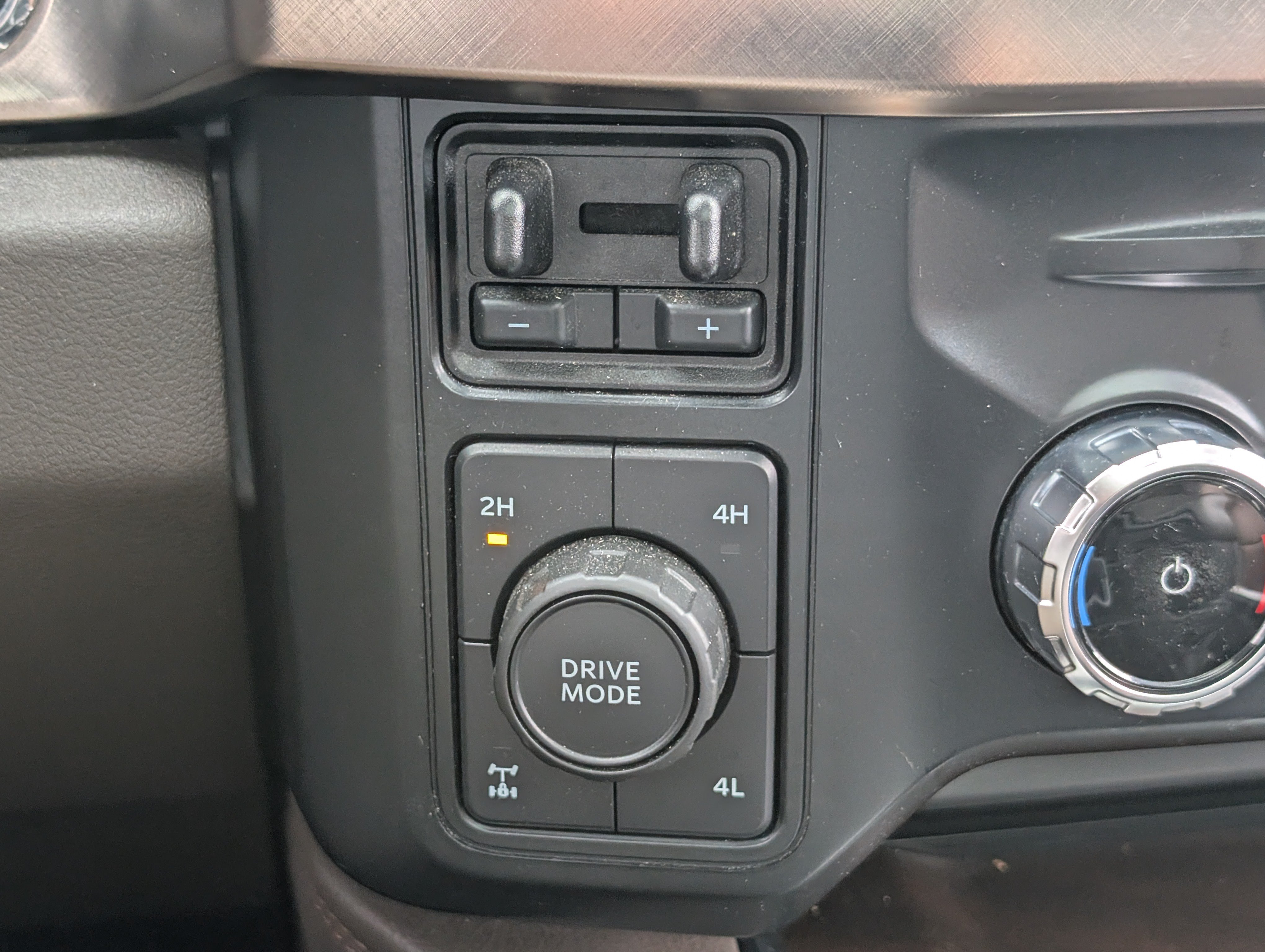 Certified 2023 Ford F250 King Ranch AWD/4WD image 28