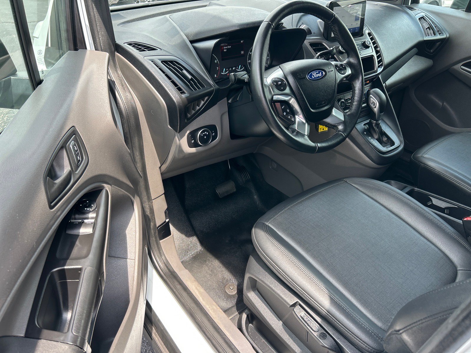 Certified 2022 Ford Transit Connect XL w/ CNG/LPG Engine Prep Package FWD image 5