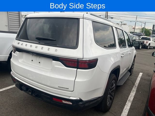 Used 2024 Jeep Wagoneer Series II w/ Flexible Seating Group AWD/4WD image 5